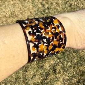 Lisa August Large Filigree Tortoiseshell Cutout Cuff Bracelet 2” - Women Jewelry